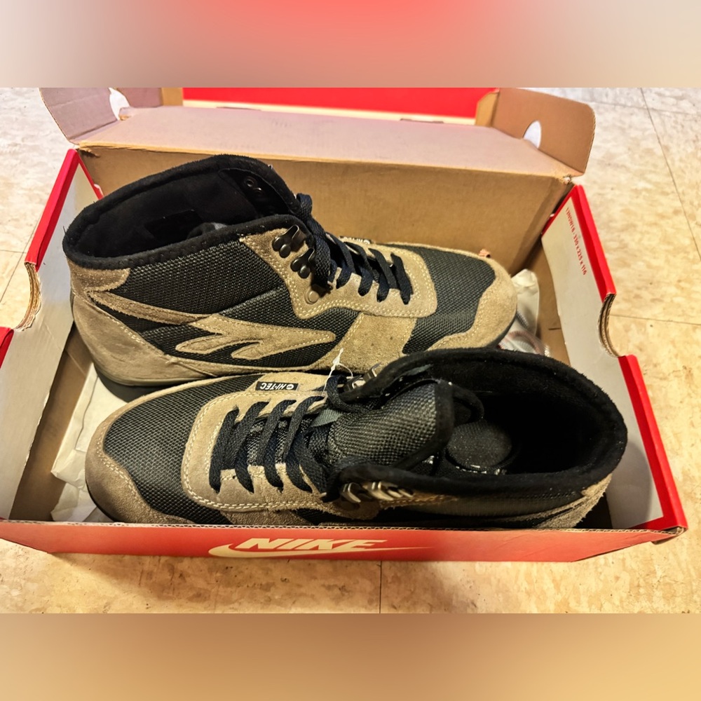 Hi-Tec Sierra Lite Hiking Boots - Picture 2 of 6